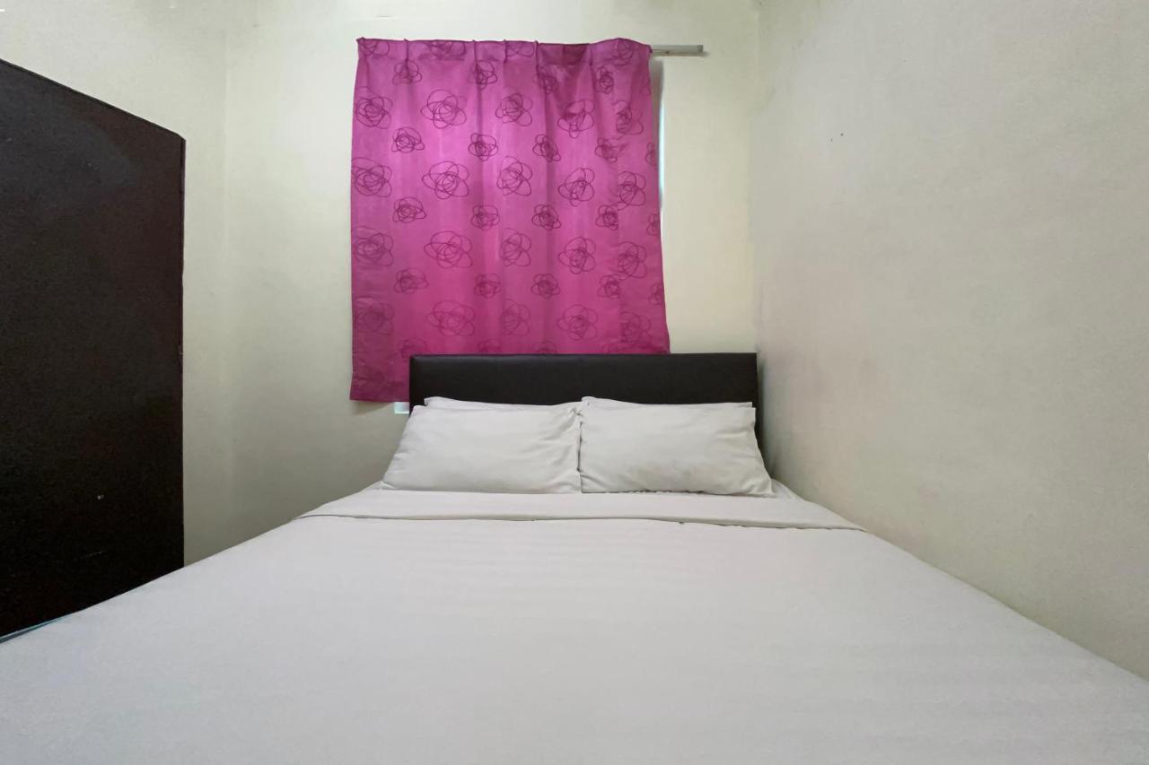 Spot On 89673 Good Friend Hotel Джорджтаун Экстерьер фото